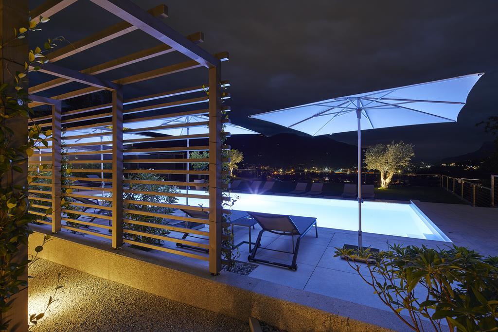 The View Luxury Suites Lagundo Esterno foto